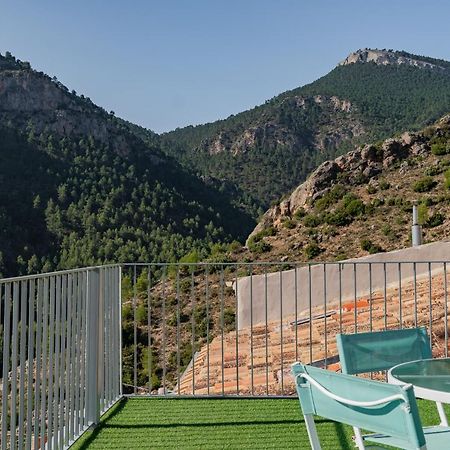 Domus Lapidis - La Galeria Apartman Bogarra Kültér fotó