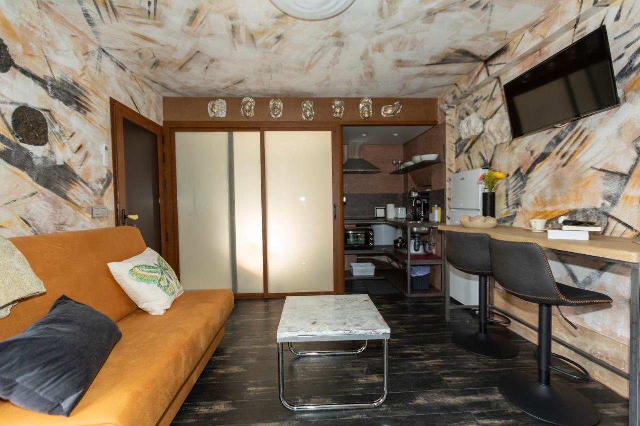Domus Lapidis - La Galeria Apartman Bogarra Kültér fotó